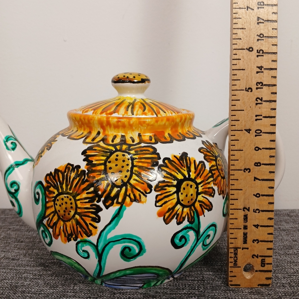 Sunflower Teapot Farmhouse Kitchen Decor Ceramic White Handpainted Floral Lid 8" - Picture 9 of 11